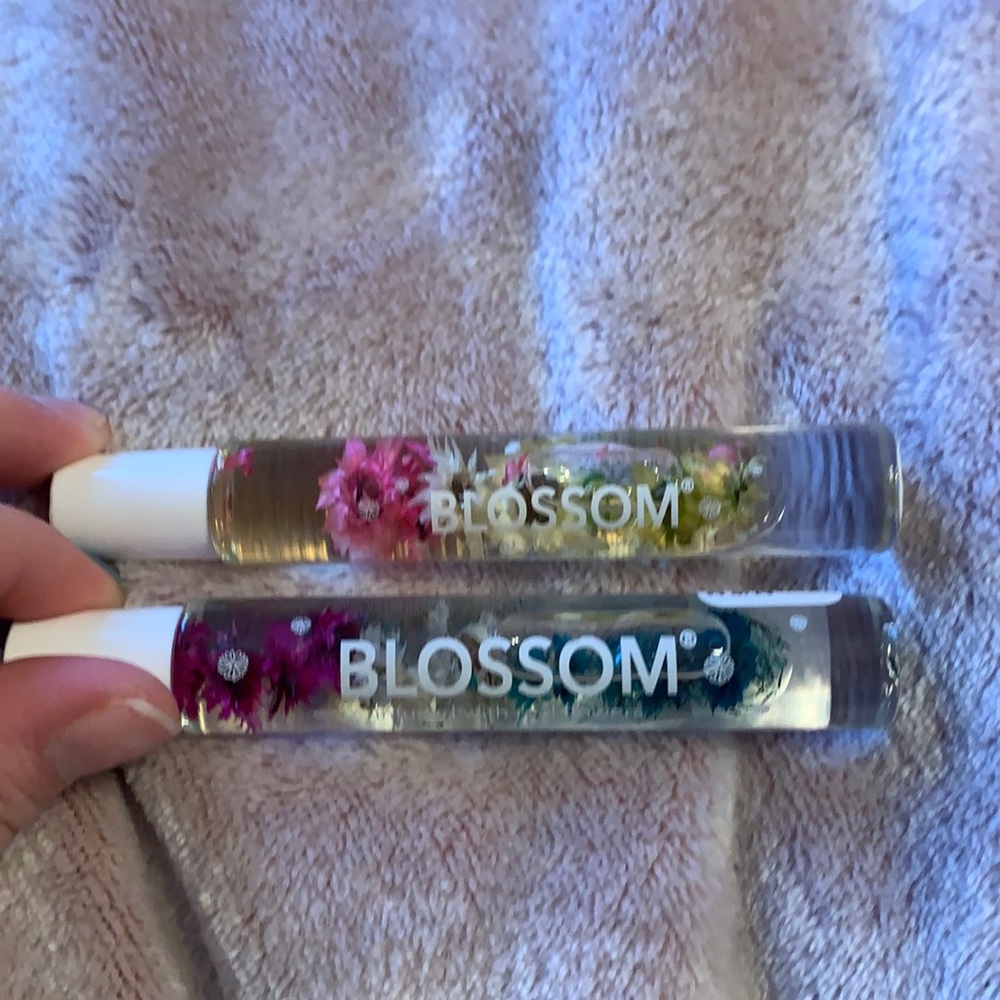 Selling role on perfume